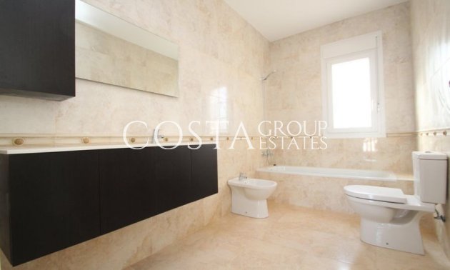 Resale - Villa -
Orihuela - Cabo Roig