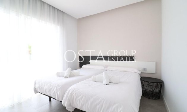 Odsprzedaż - Willa -
Orihuela - Campoamor