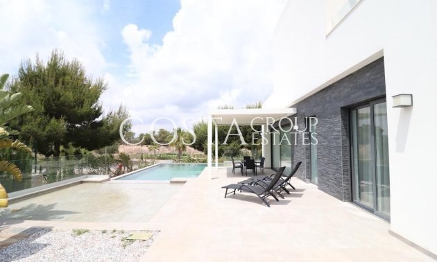 Odsprzedaż - Willa -
Orihuela - Campoamor