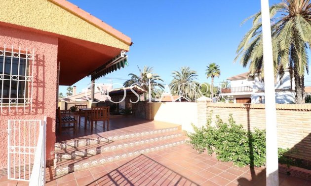 Resale - Villa -
Orihuela - Cabo Roig