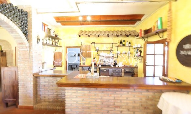 Resale - Villa -
Orihuela - La Zenia