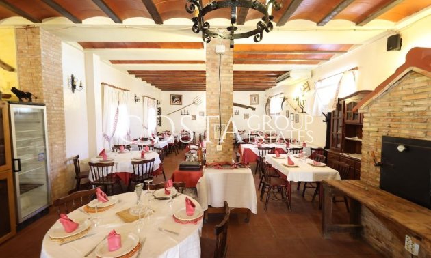Resale - Villa -
Orihuela - La Zenia