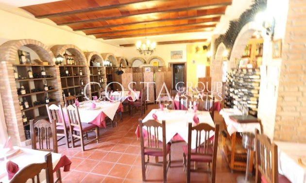 Resale - Villa -
Orihuela - La Zenia