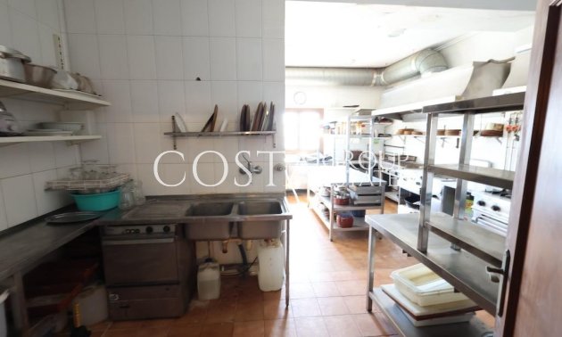 Resale - Villa -
Orihuela - La Zenia