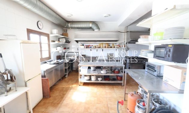 Resale - Villa -
Orihuela - La Zenia