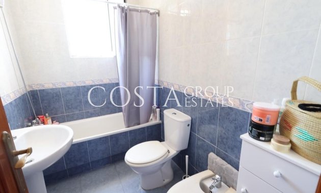 Resale - Villa -
Orihuela - La Zenia