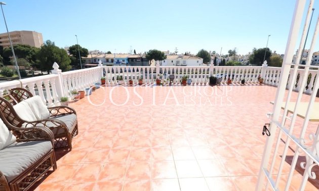 Resale - Villa -
Orihuela - La Zenia