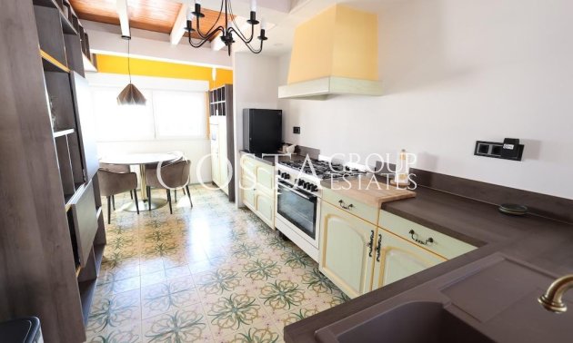 Resale - Villa -
Orihuela - Villamartin