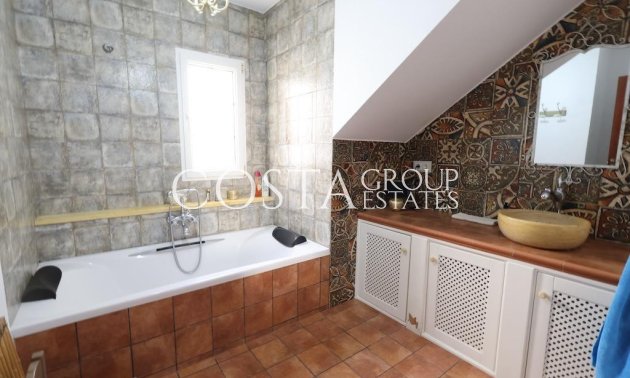 Resale - Villa -
Orihuela - Villamartin