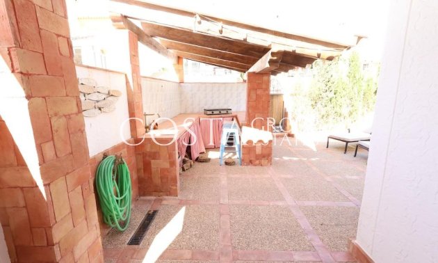 Resale - Villa -
Orihuela - Villamartin