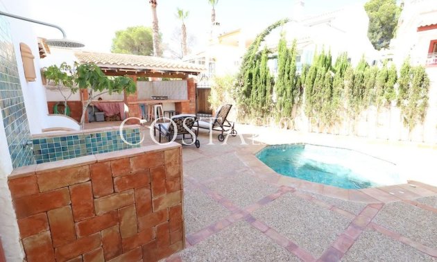 Resale - Villa -
Orihuela - Villamartin