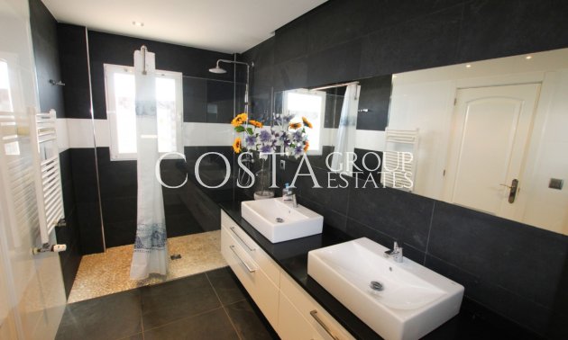 Resale - Villa -
Calpe - Calpe Centro