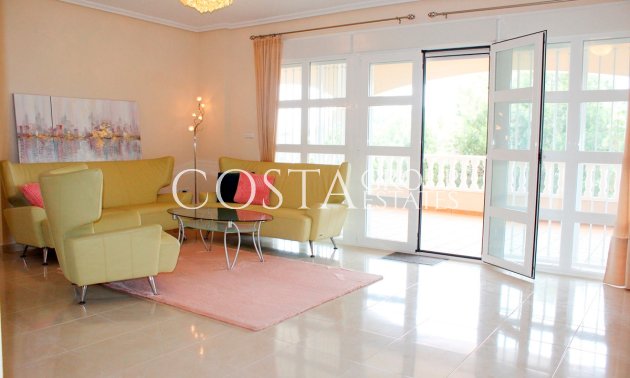 Odsprzedaż - Willa -
Orihuela - Orihuela Costa