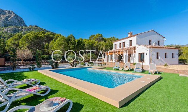 Herverkoop - Villa -
Calpe - Calpe Centro