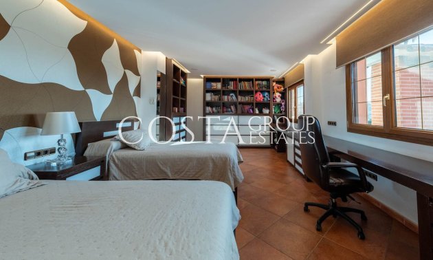 Odsprzedaż - Willa -
Calpe - Calpe Centro