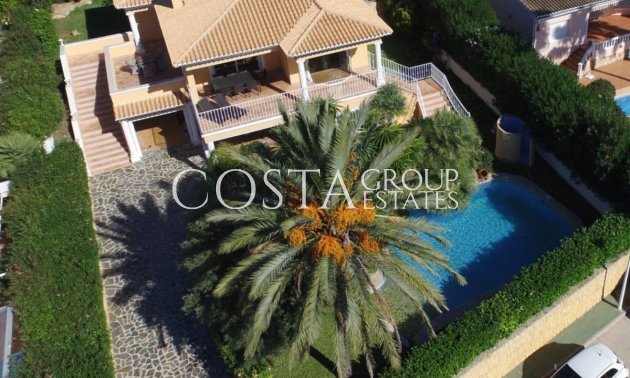 Odsprzedaż - Willa -
Teulada - Moraira
