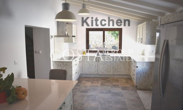 Herverkoop - Villa -
Teulada - Moraira