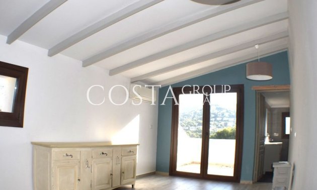 Herverkoop - Villa -
Teulada - Moraira