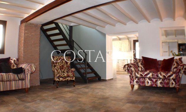 Herverkoop - Villa -
Teulada - Moraira