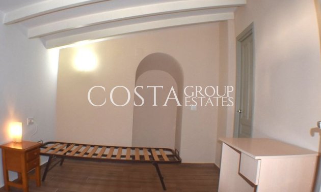 Herverkoop - Villa -
Teulada - Moraira