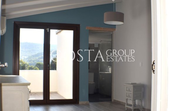 Herverkoop - Villa -
Teulada - Moraira