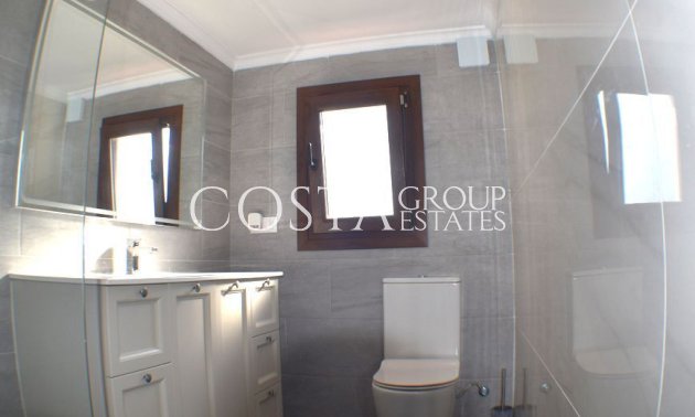 Herverkoop - Villa -
Teulada - Moraira