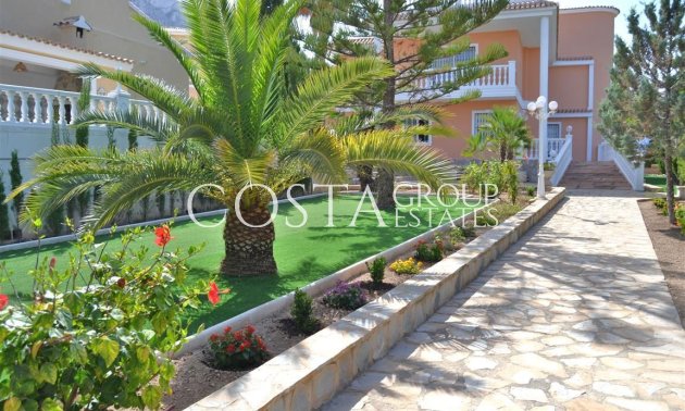 Odsprzedaż - Willa -
Calpe - Calpe Centro