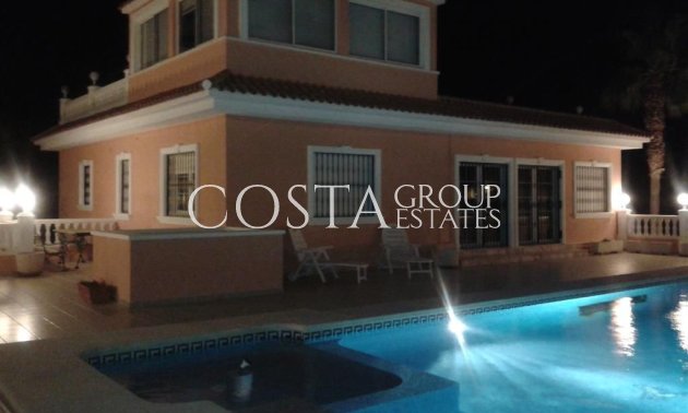 Odsprzedaż - Willa -
Calpe - Calpe Centro