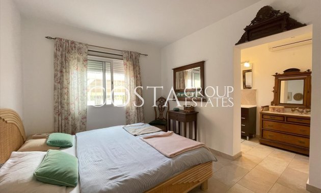 Herverkoop - Villa -
Teulada - Moraira