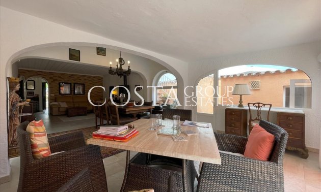 Herverkoop - Villa -
Teulada - Moraira