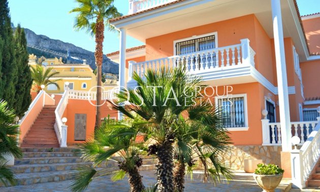 Resale - Villa -
Calpe - Calpe Centro