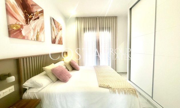 Herverkoop - Villa -
Torrevieja - La Siesta