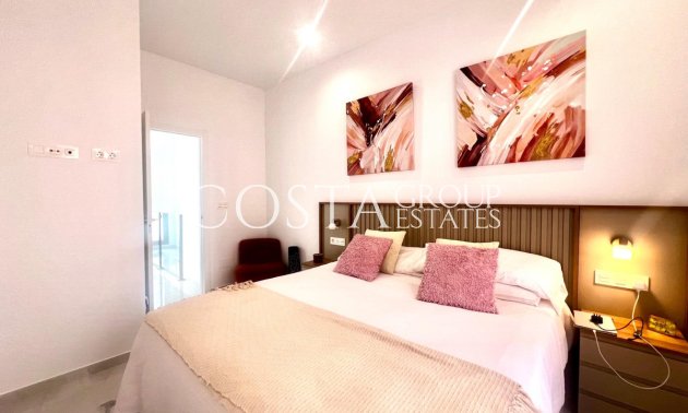 Herverkoop - Villa -
Torrevieja - La Siesta
