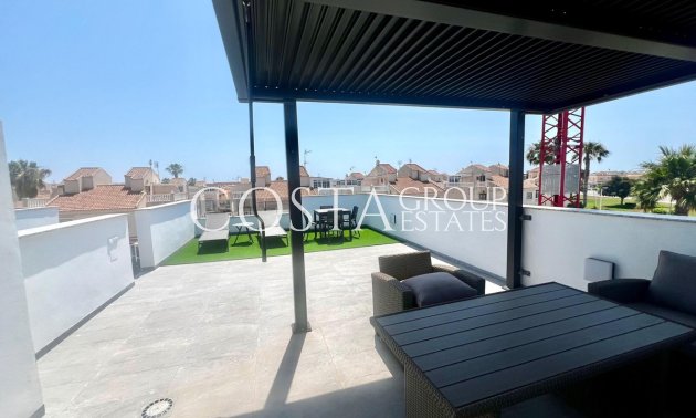 Herverkoop - Villa -
Torrevieja - La Siesta