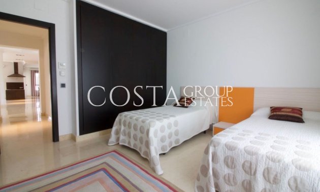 Wiederverkauf - Villa -
Orihuela - Orihuela Costa