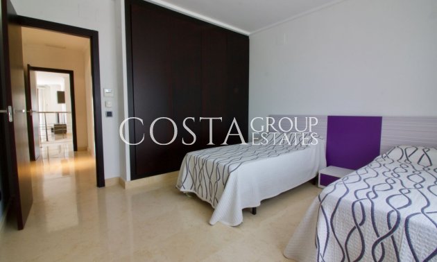 Wiederverkauf - Villa -
Orihuela - Orihuela Costa