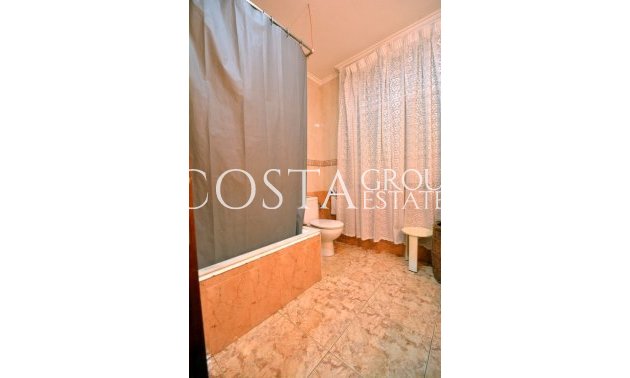 Resale - House -
Guardamar del Segura - Guardamar del Segura Centro