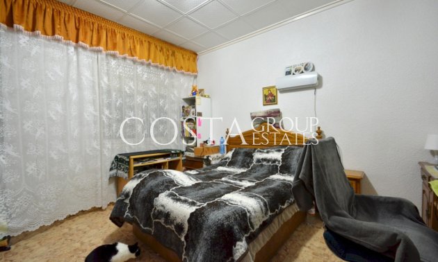 Resale - House -
Guardamar del Segura - Guardamar del Segura Centro