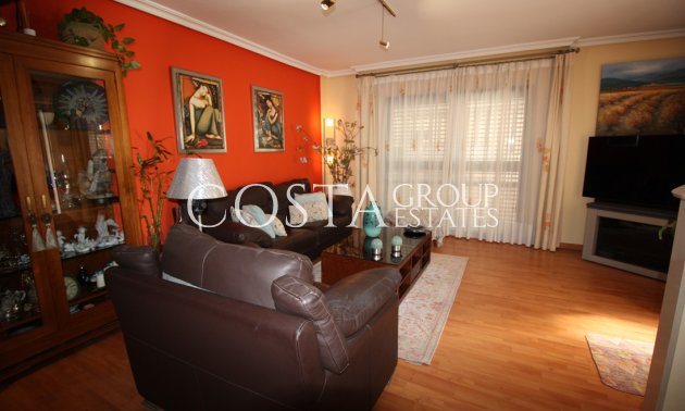 Herverkoop - Villa -
Guardamar del Segura - Guardamar del Segura Centro