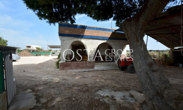 Herverkoop - Villa -
Guardamar del Segura - Guardamar del Segura Centro