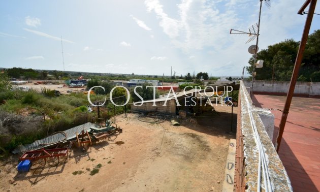 Herverkoop - Villa -
Guardamar del Segura - Guardamar del Segura Centro