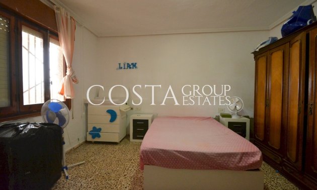 Herverkoop - Villa -
Guardamar del Segura - Guardamar del Segura Centro