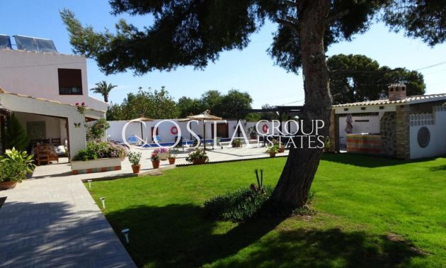 Resale - Villa -
Orihuela - Cabo Roig