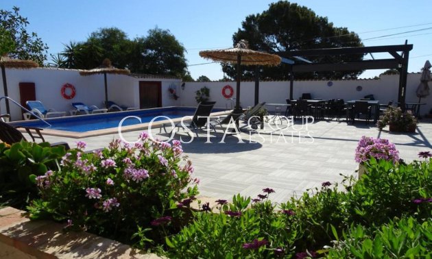 Resale - Villa -
Orihuela - Cabo Roig