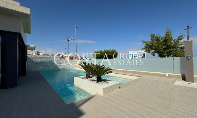 Revente - Villa -
San Miguel de Salinas - San Miguel de Salinas Centro
