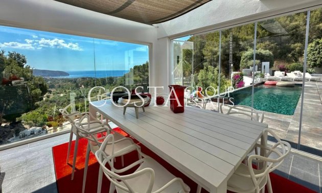 Odsprzedaż - Willa -
Teulada - Moraira