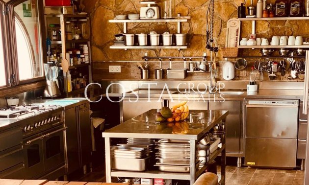 Resale - Villa -
Benissa - Benissa Centro