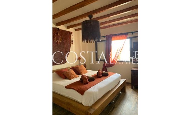 Resale - Villa -
Benissa - Benissa Centro