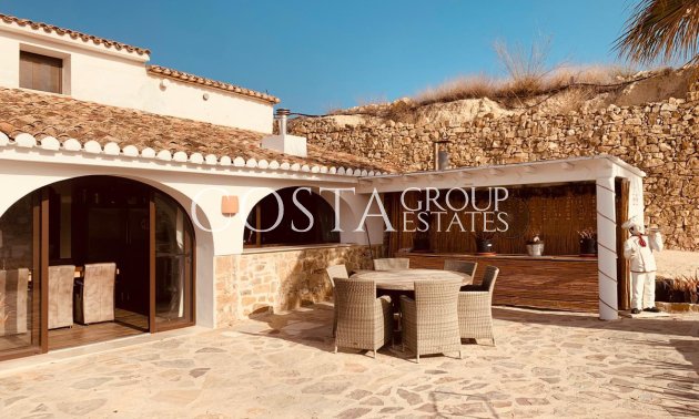 Resale - Villa -
Benissa - Benissa Centro