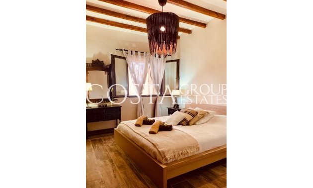 Resale - Villa -
Benissa - Benissa Centro